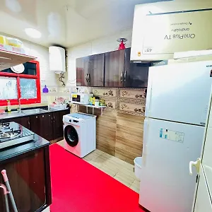 Apartment Moon Backpackers , Al Rigga , Partition For Couples And For Singles, Dubai