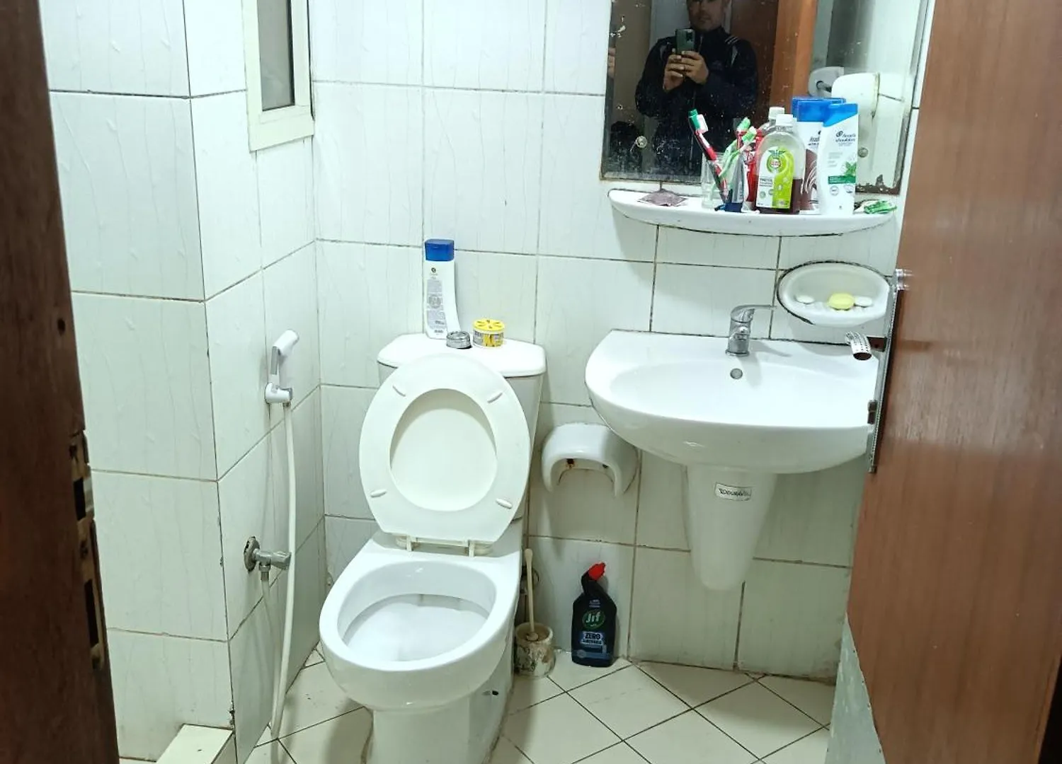 Omar Hostel Vacation Dubai Apartment